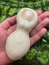 Load image into Gallery viewer, Goddess Cleansing Bar - Triple butter: Shea, Cocoa and Mango plus Rose, Jasmine and Cedarwood.