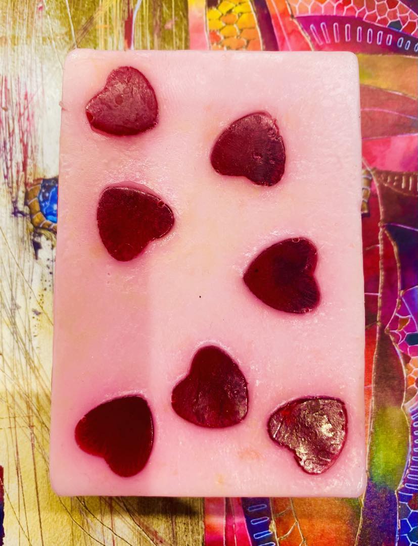 NEW Queen of hearts soap - With Shea Butter, Ylang Ylang and Vanilla