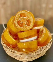 Load image into Gallery viewer, Wild orange ๐ loofa soap with Shea butter moisturising base