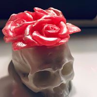 Load image into Gallery viewer, Skull &amp; Rose Triple Butter Soap
